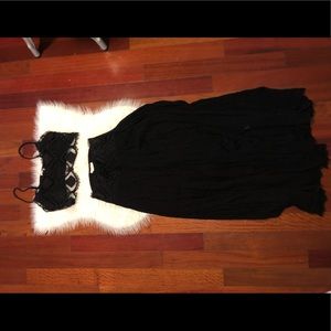 Two piece illa illa boutique crochet skirt set! Size small!